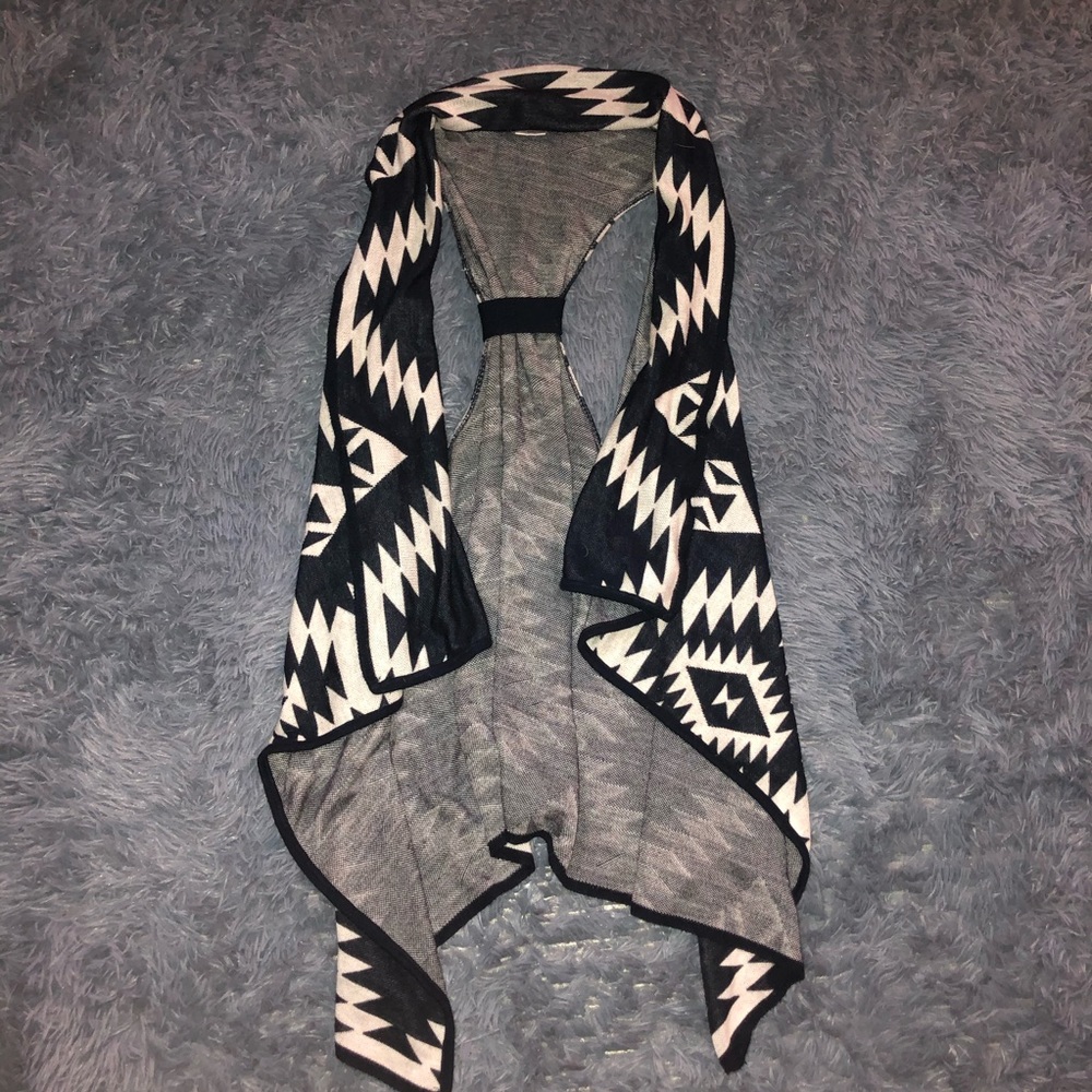 Sleeveless Cardigan/Cover